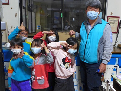 Children posing for photo